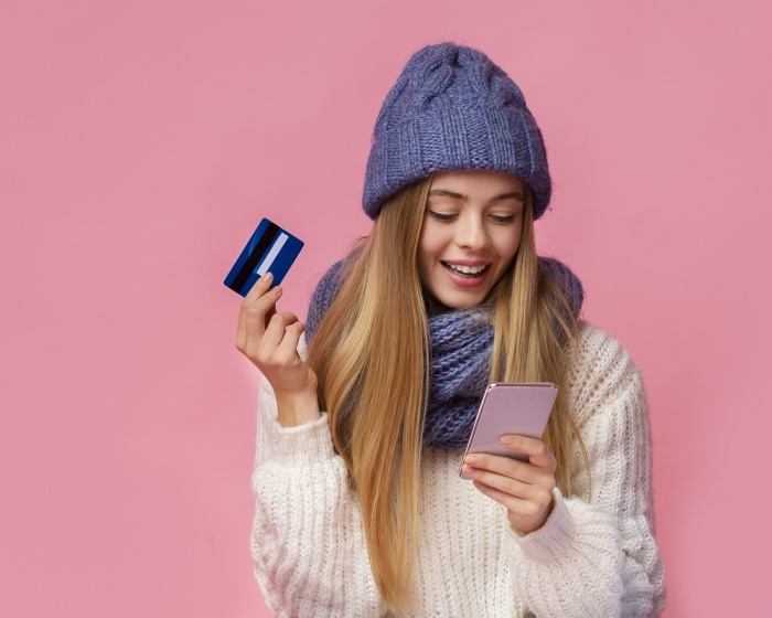 woman happy she got the best credit card